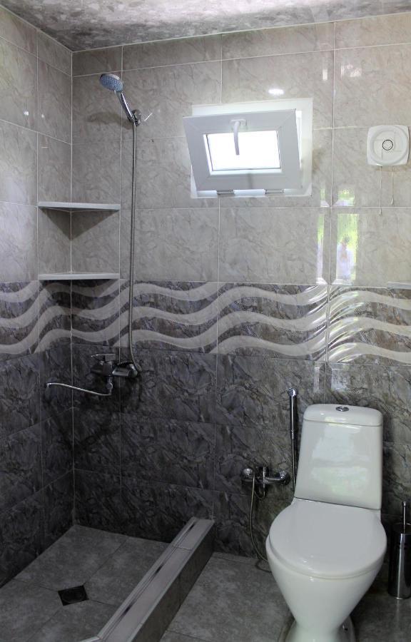 Lilia Guesthouse Szenaki Kültér fotó