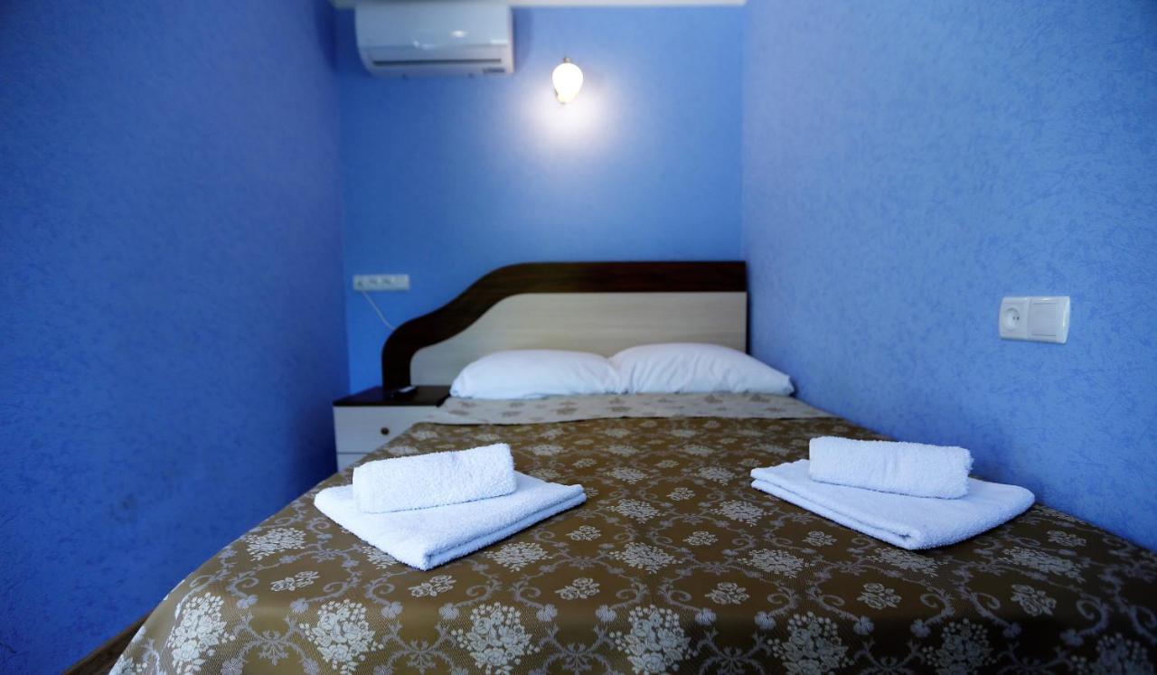 Lilia Guesthouse Szenaki Kültér fotó