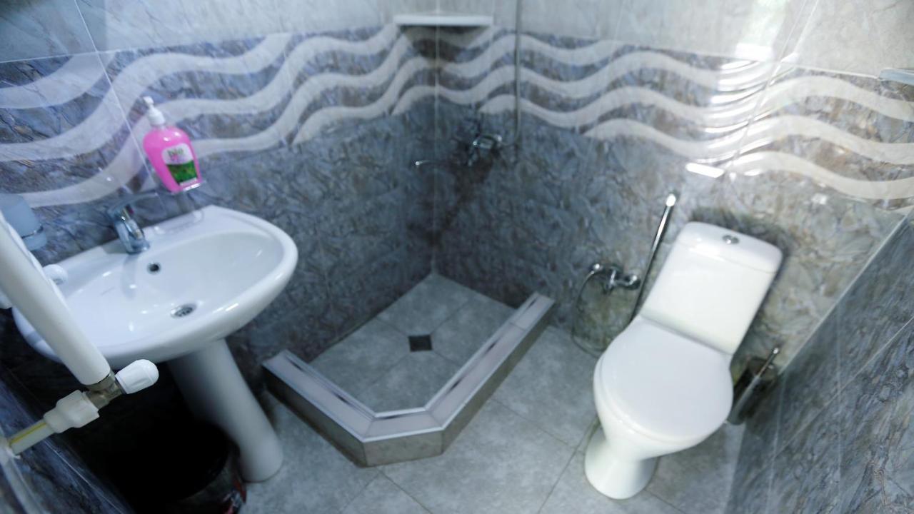 Lilia Guesthouse Szenaki Kültér fotó