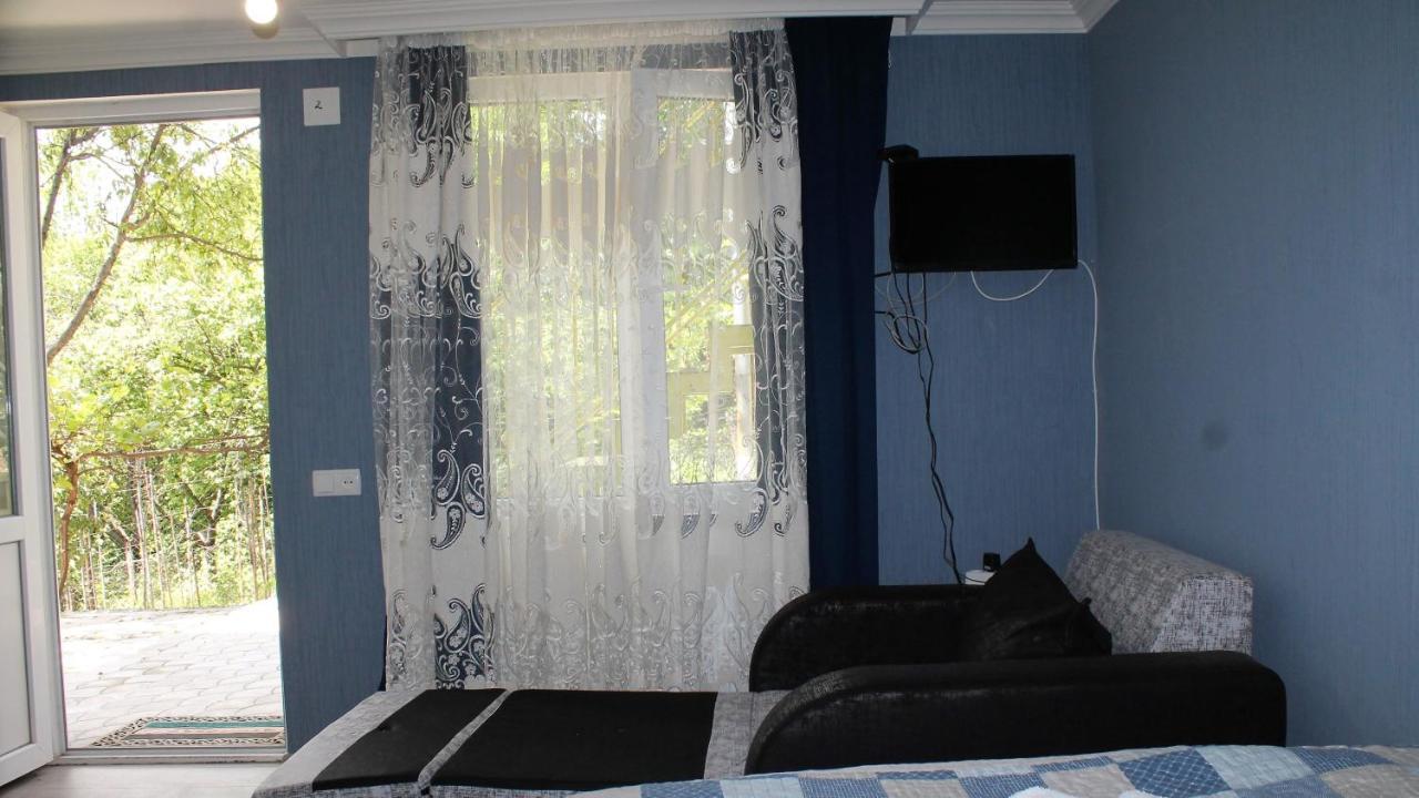 Lilia Guesthouse Szenaki Kültér fotó
