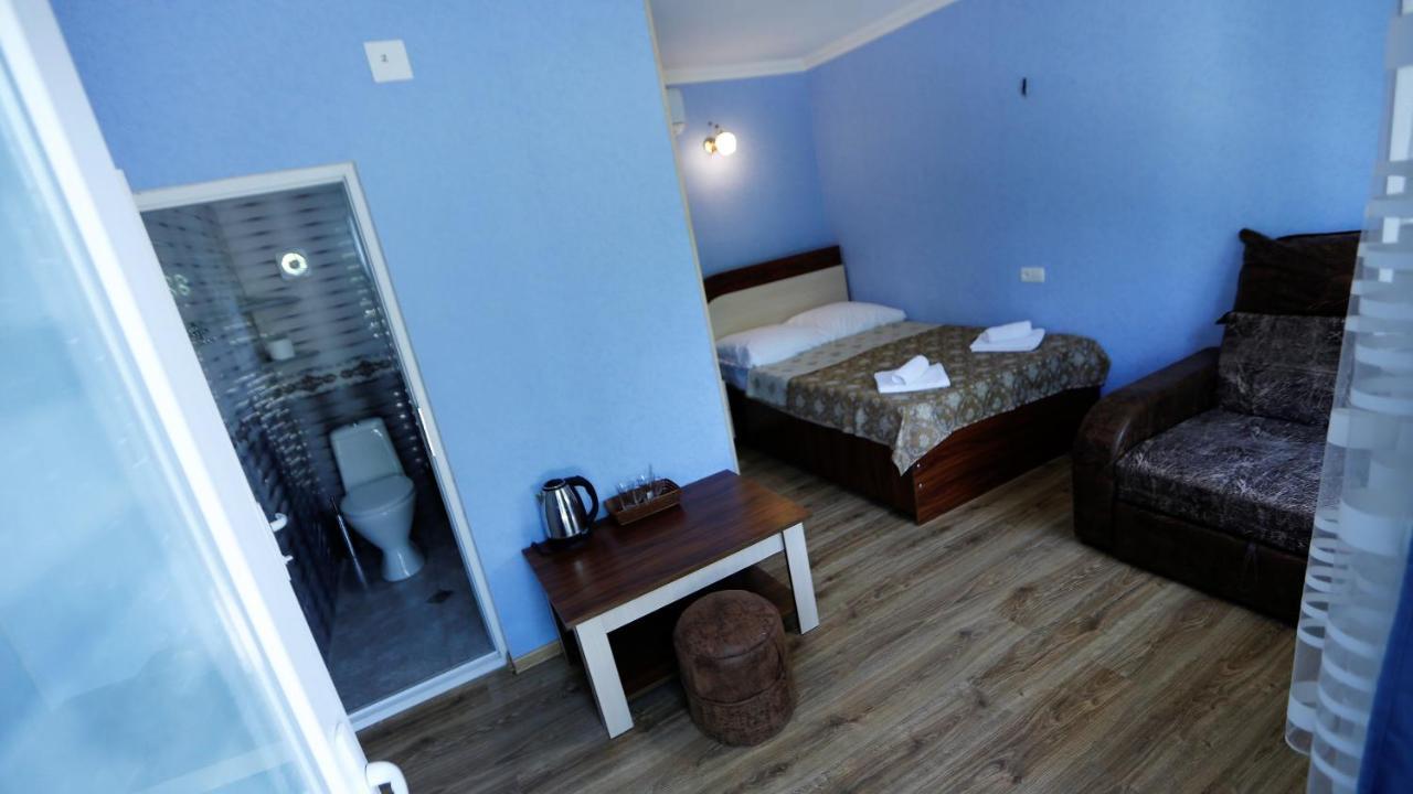 Lilia Guesthouse Szenaki Kültér fotó