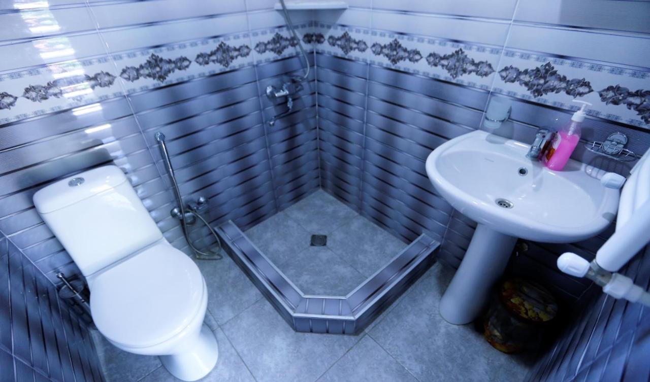 Lilia Guesthouse Szenaki Kültér fotó