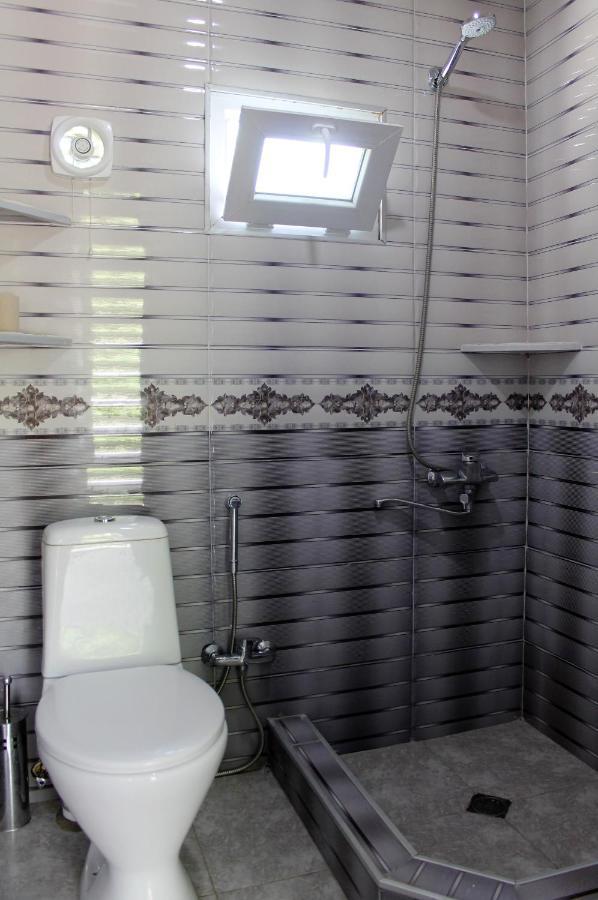 Lilia Guesthouse Szenaki Kültér fotó