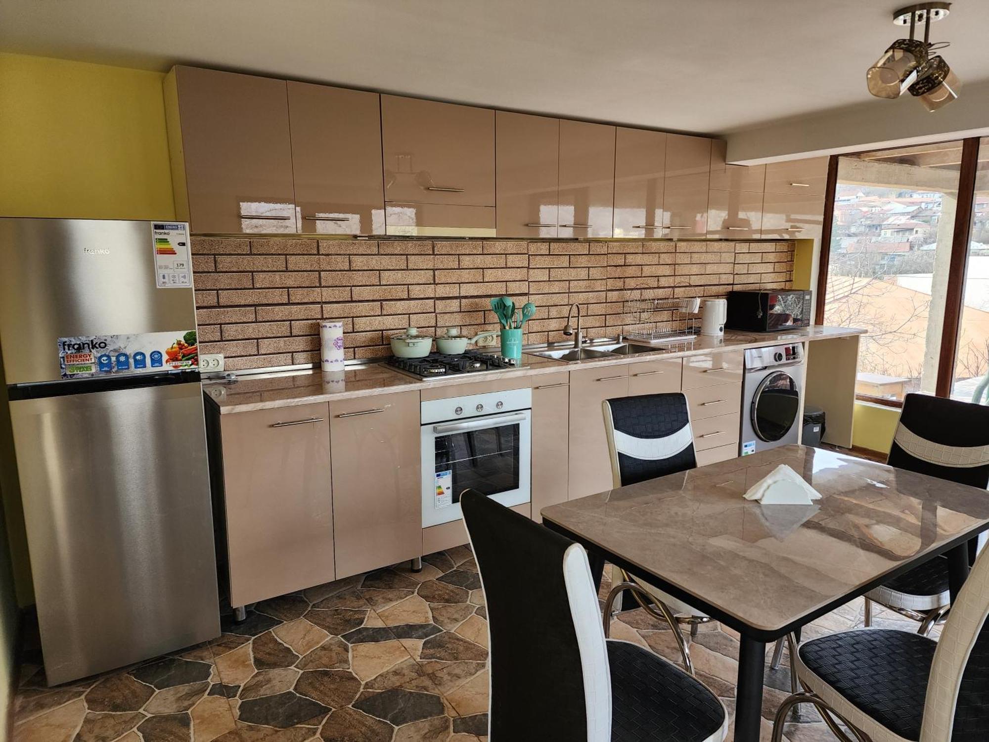 Lilia Guesthouse Szenaki Kültér fotó